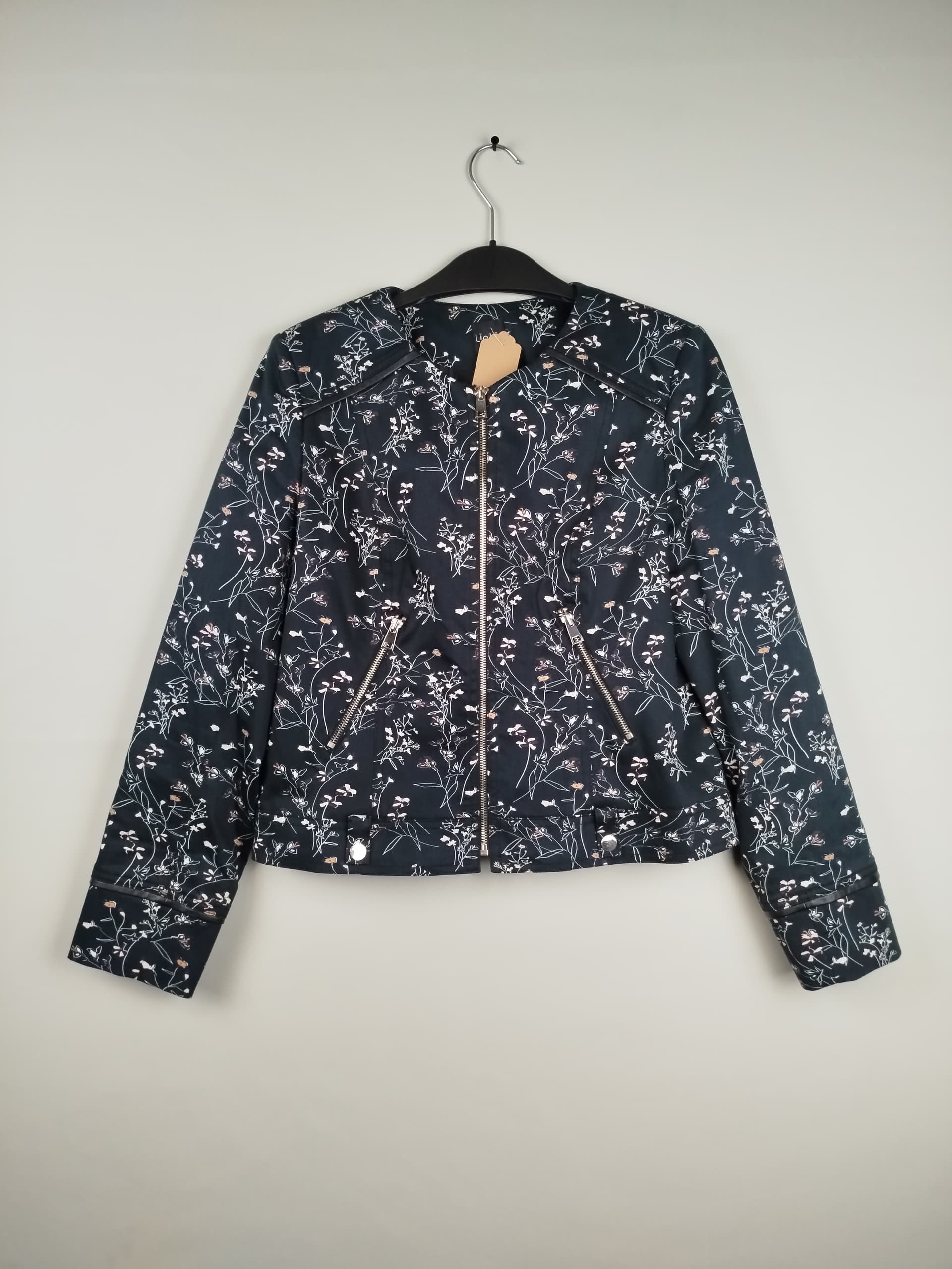 Blazer Liola