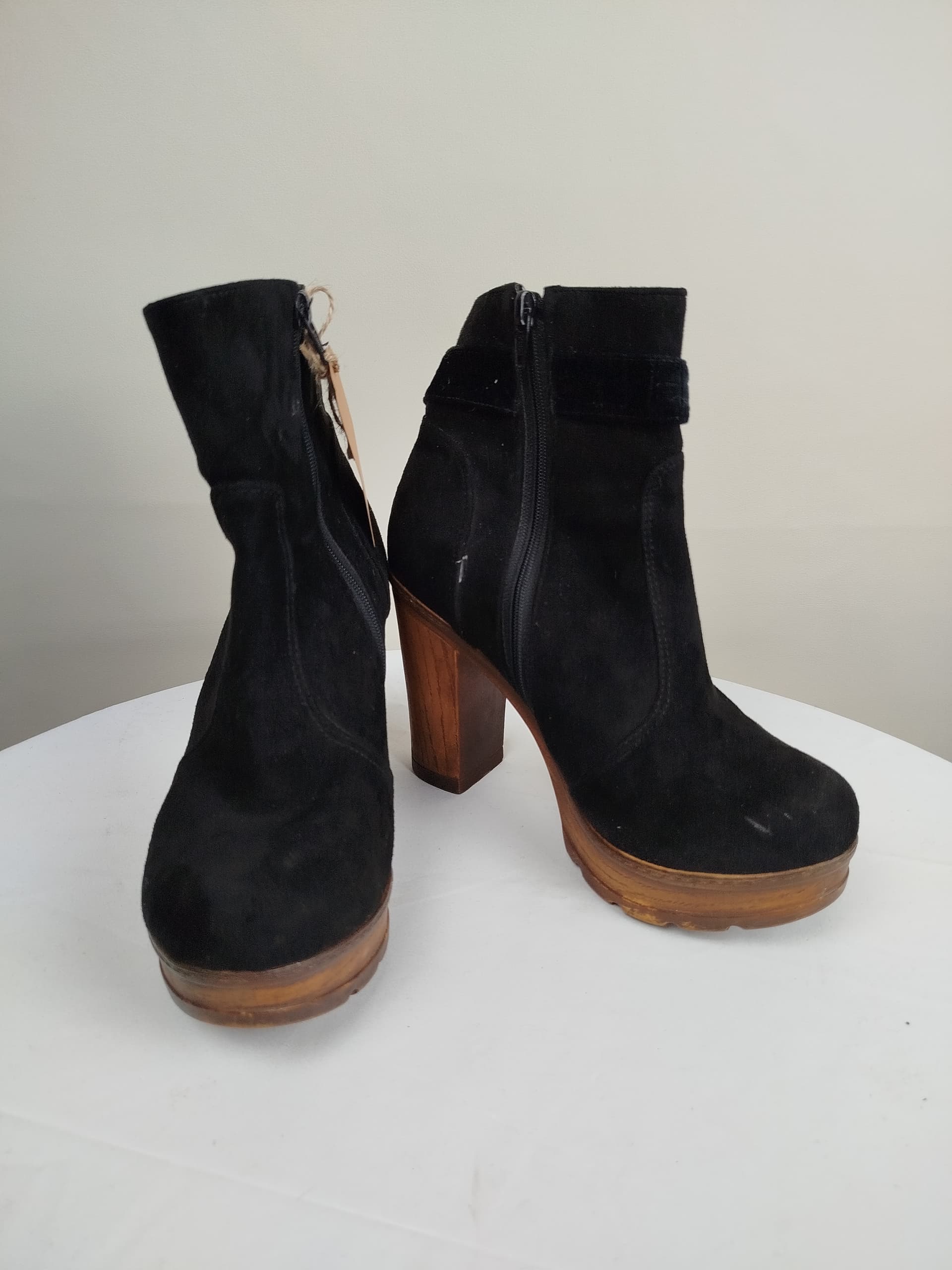 Zapato BY Escobar