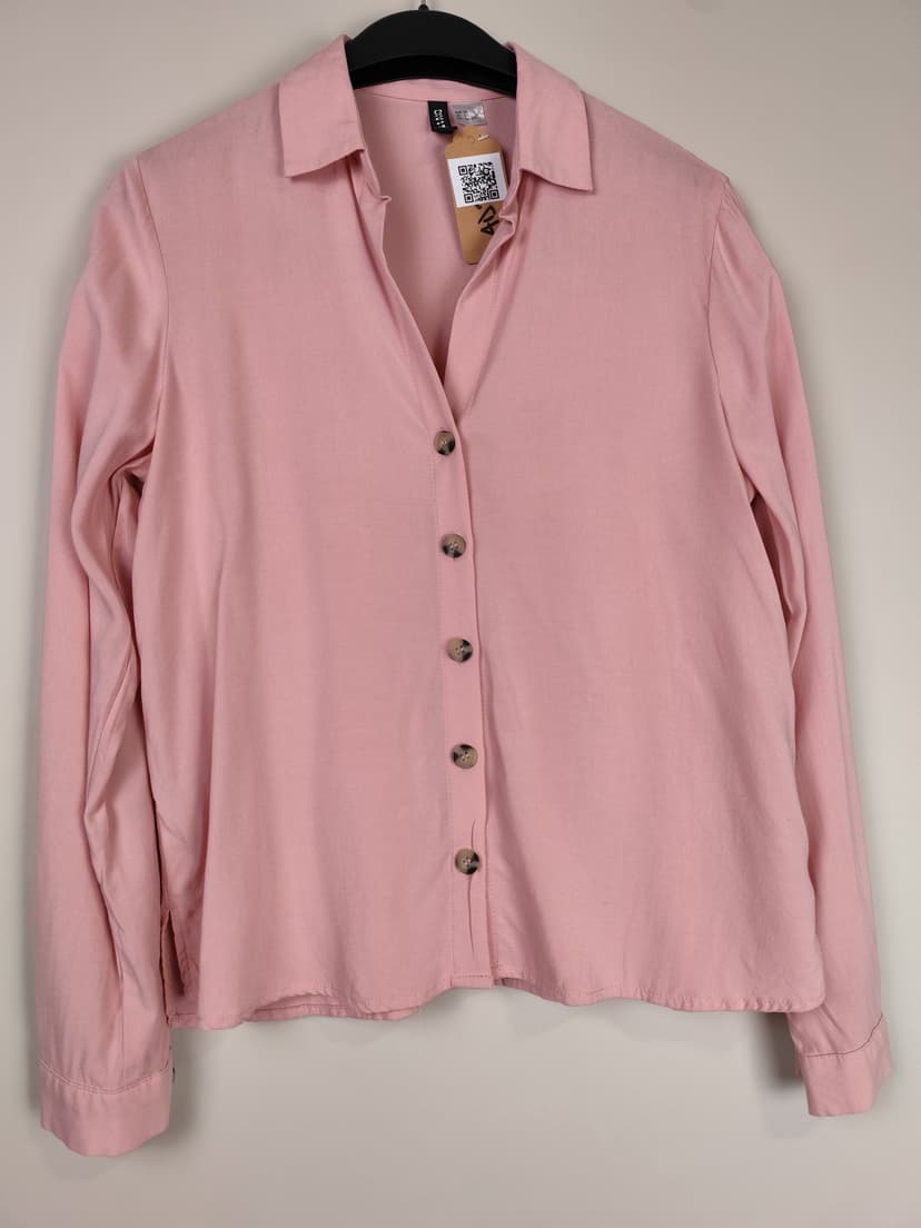 Imagen de Blusas Divided