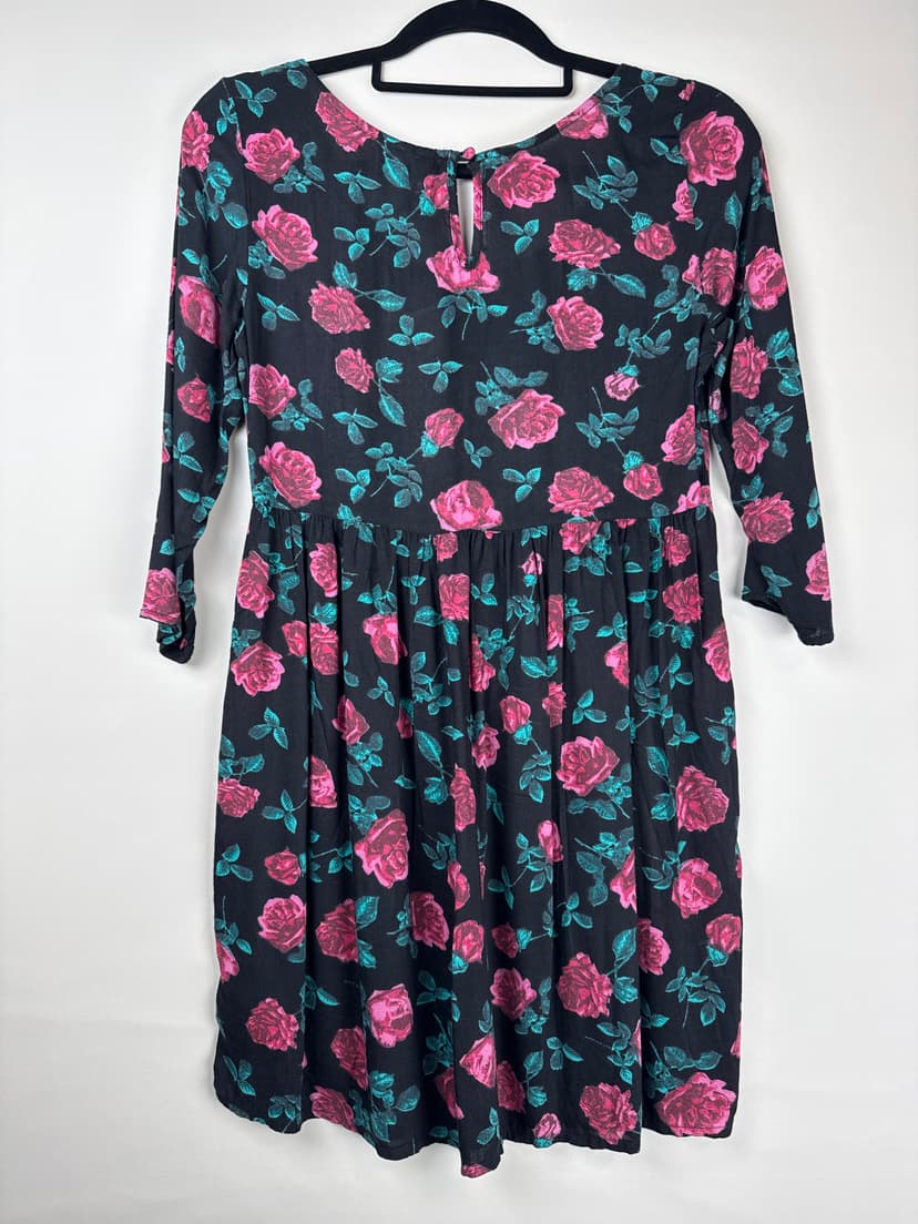 Imagen de Vestidos Divided