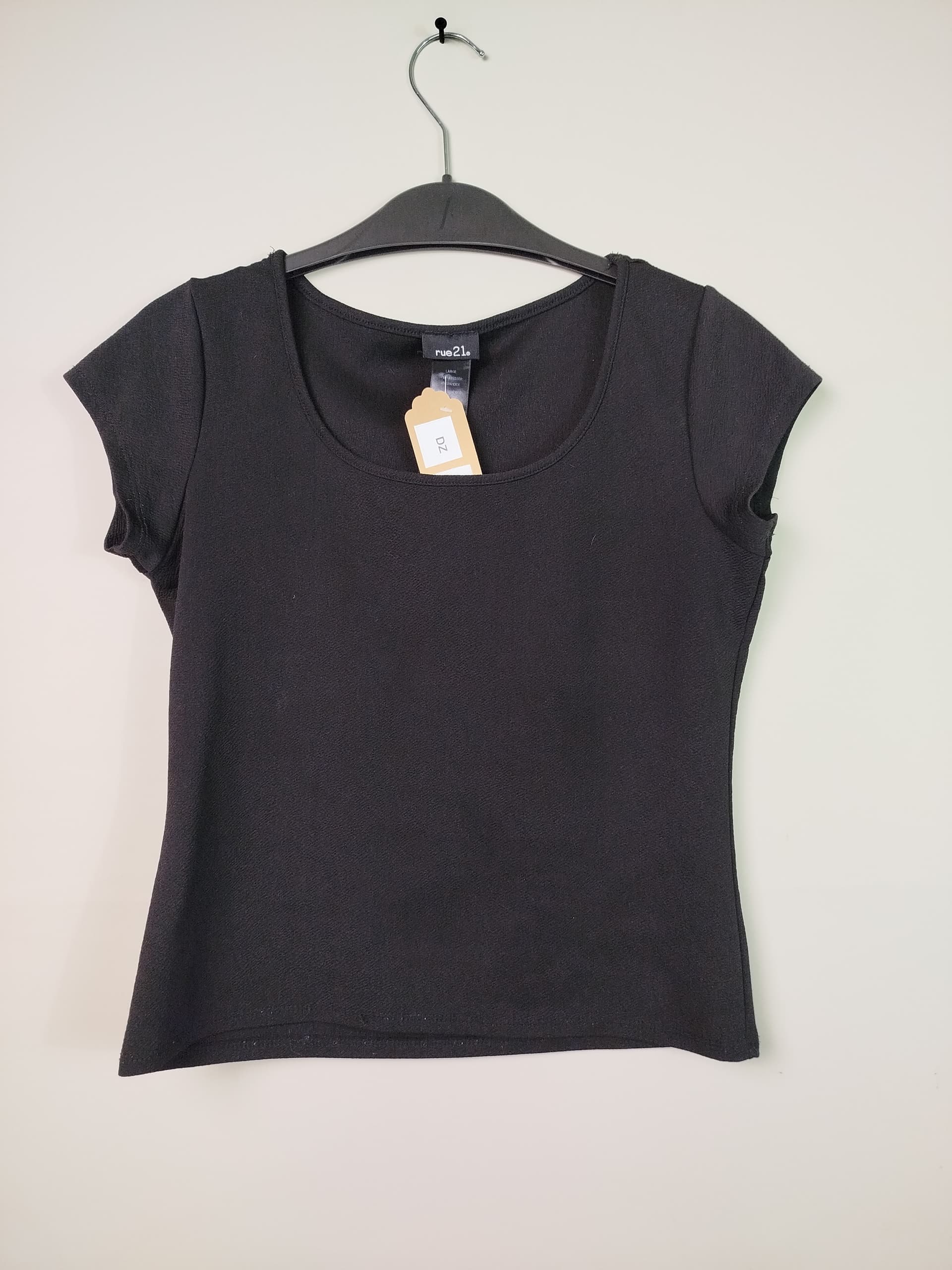 Polera negro Rue 21