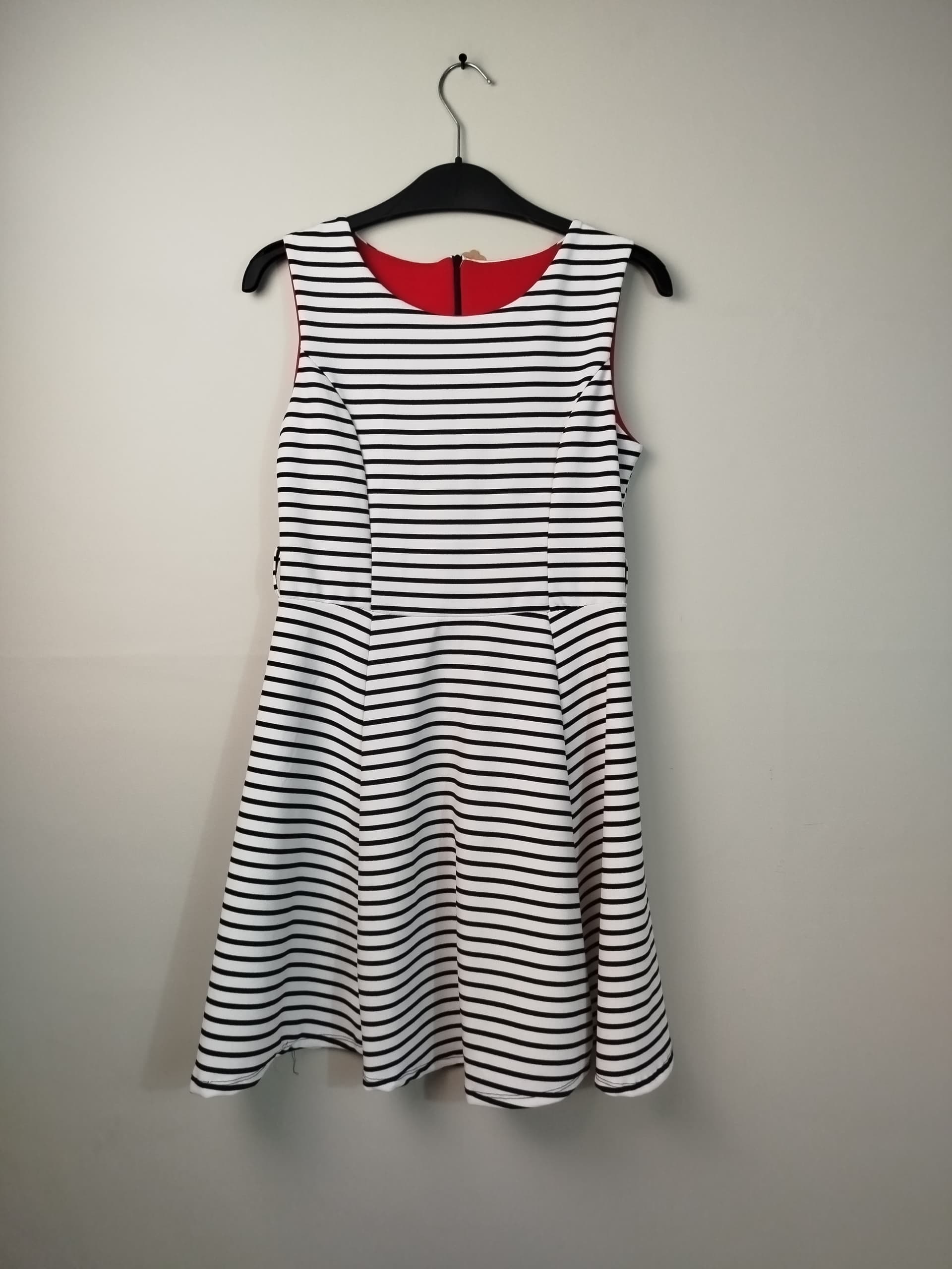 VESTIDO A RAYAS